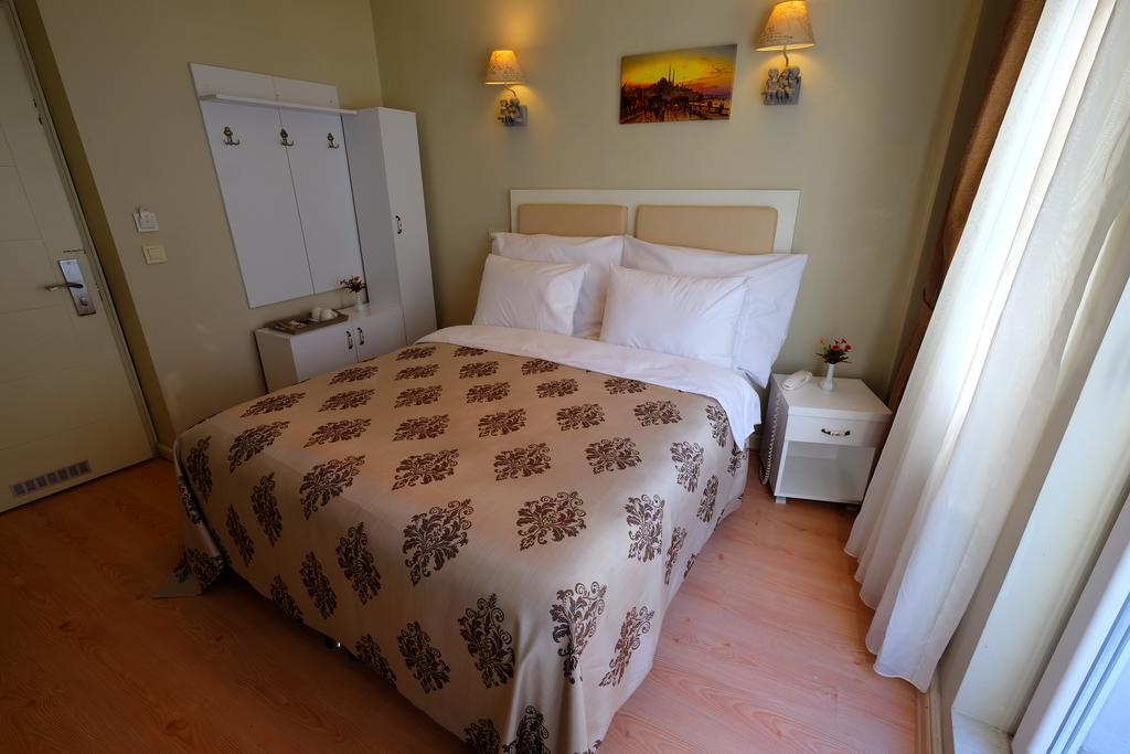 Ada Homes Taksim Hotel 3*