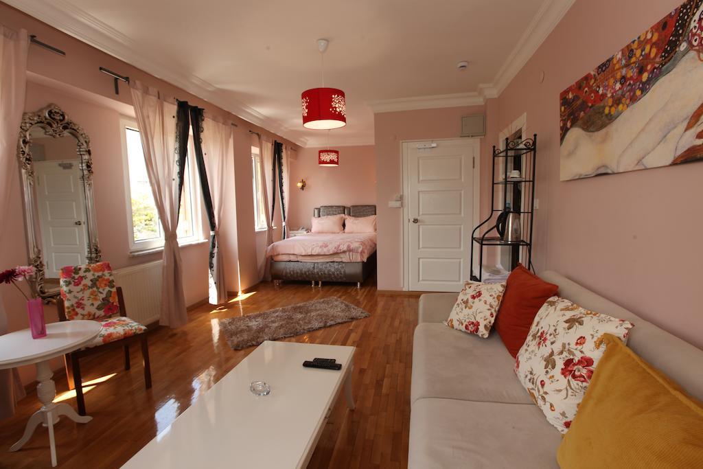 Yesim Suites Oda ve Kahvaltı 3*