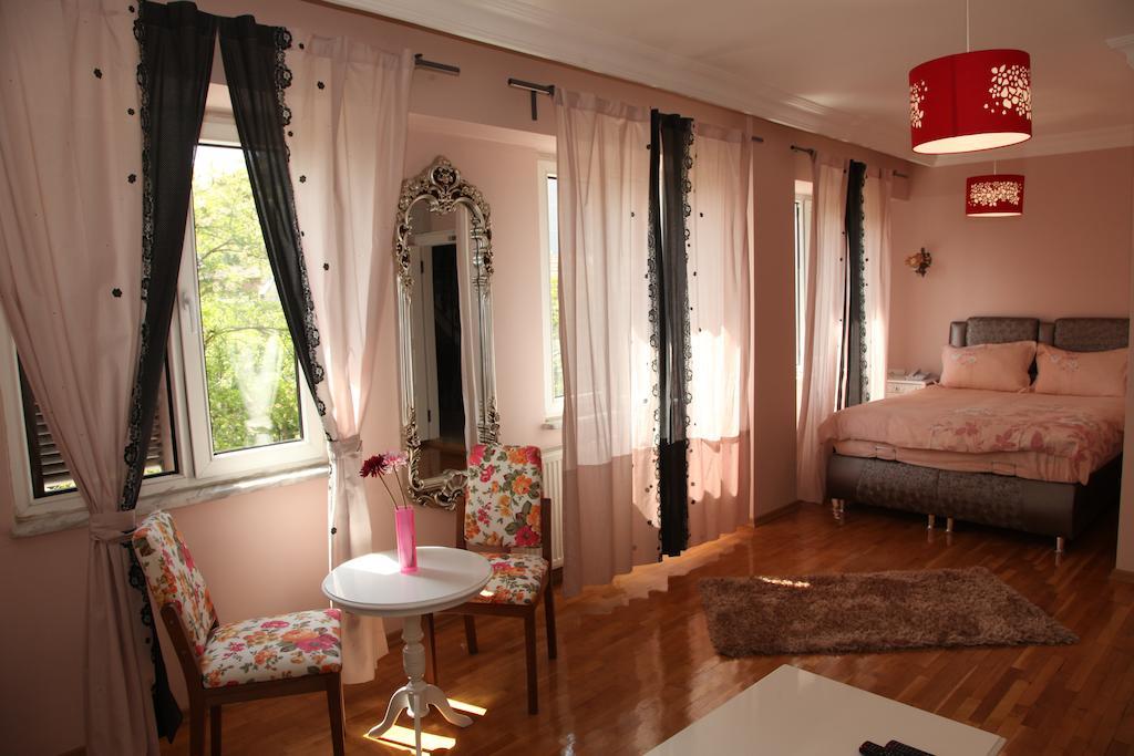 Oda ve Kahvaltı Yesim Suites