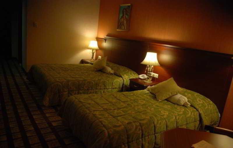 Hotel 9 On 4*