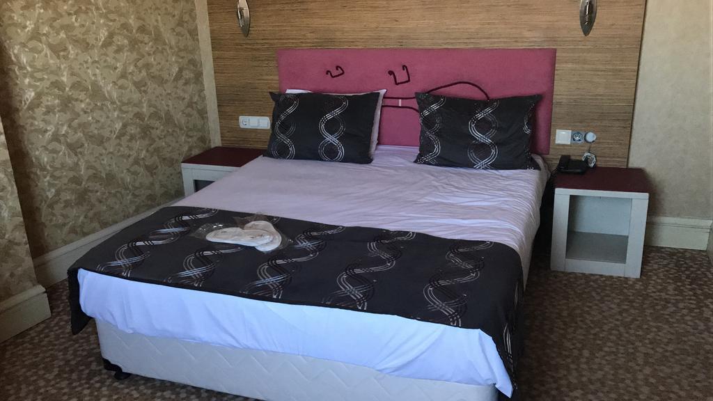 Hotel Golden Hill 4*