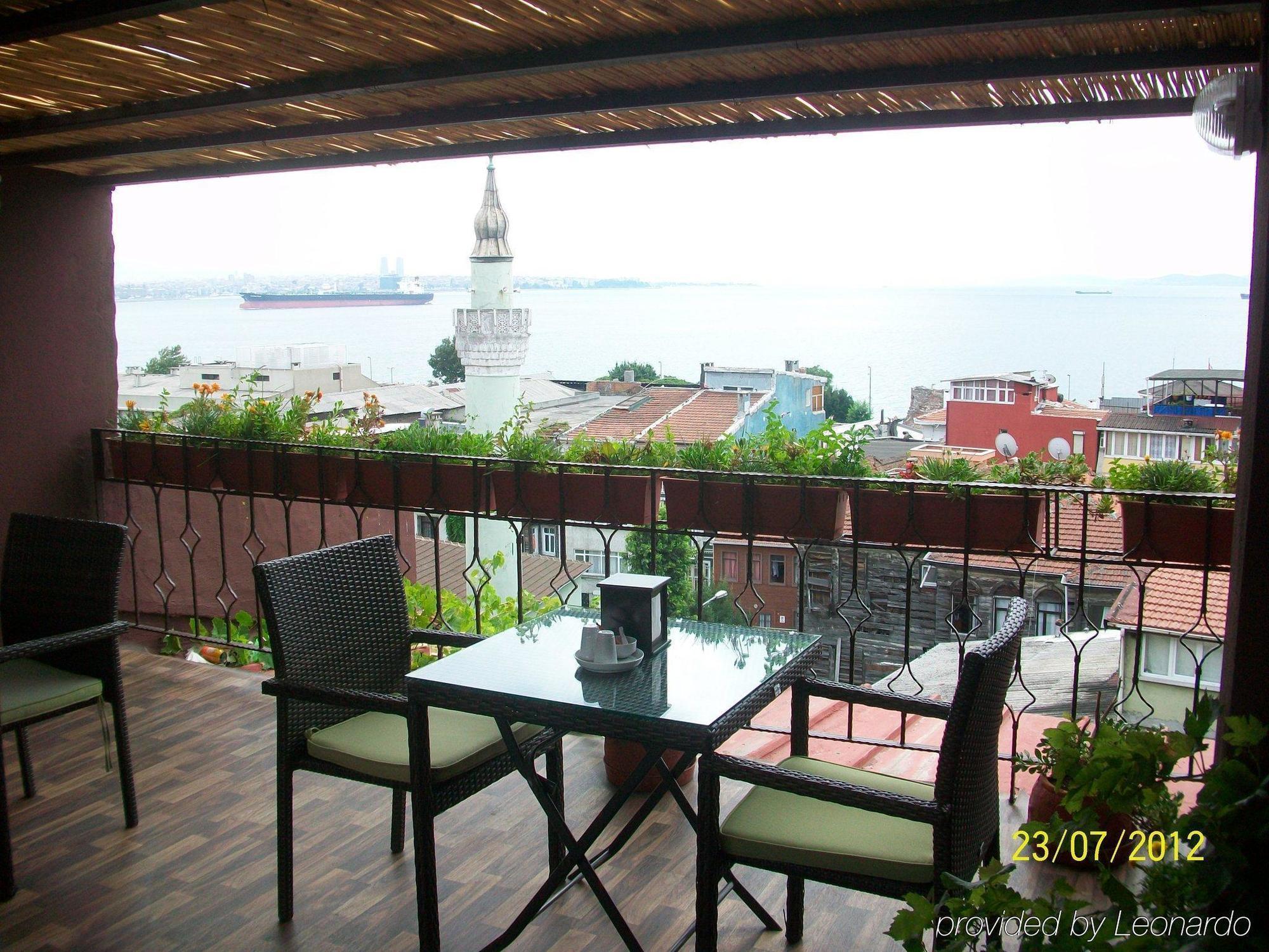 Naz Wooden House Istanbul