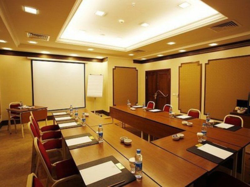 Occidental Taksim Hotel
