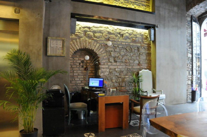 Hotel West Pera 3*