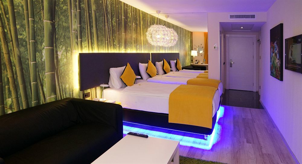 Tempo Airport Hotel 3*