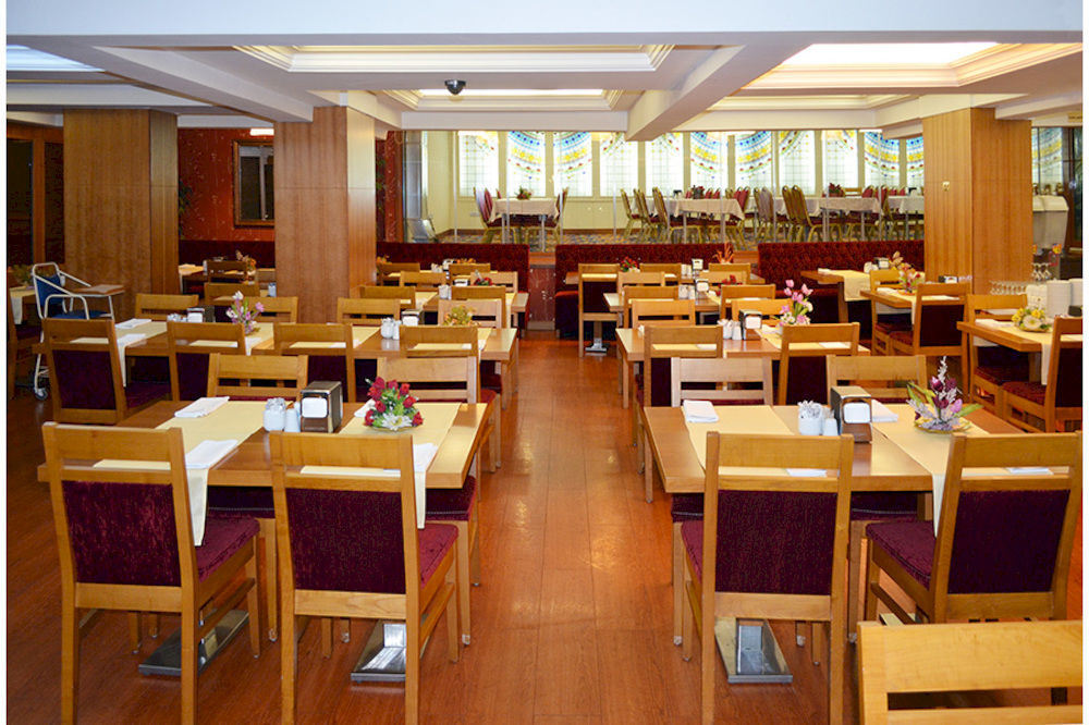 Yuksel Hotel