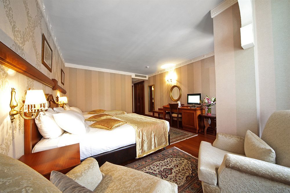 Hotel Azade