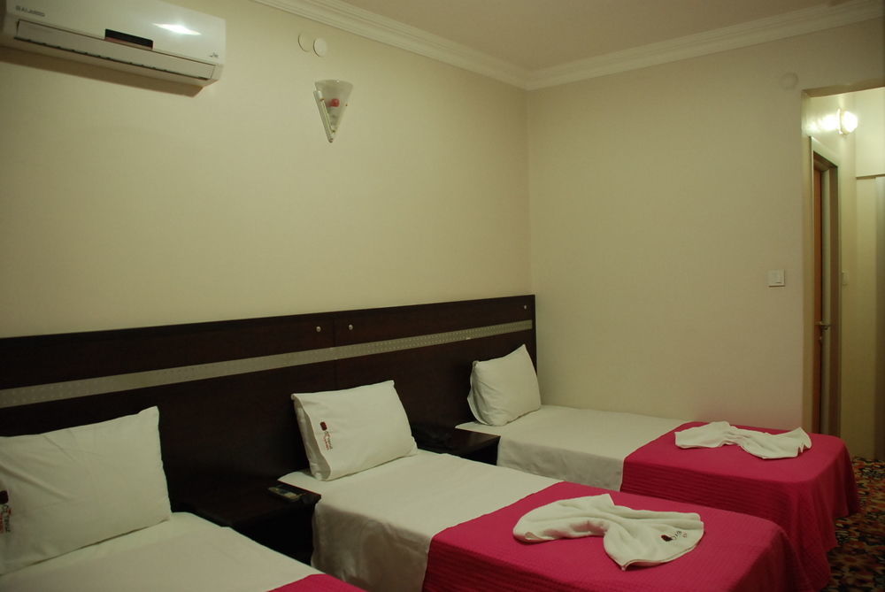 Topkapi Oezyavuz Hotel 3*