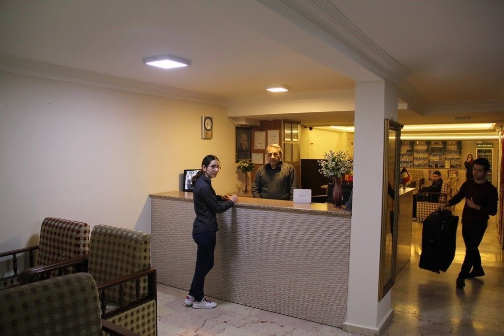 Sim Old Hotel