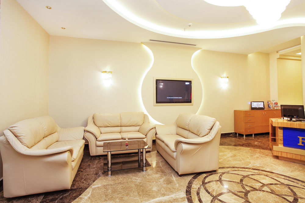 Parmada Otel