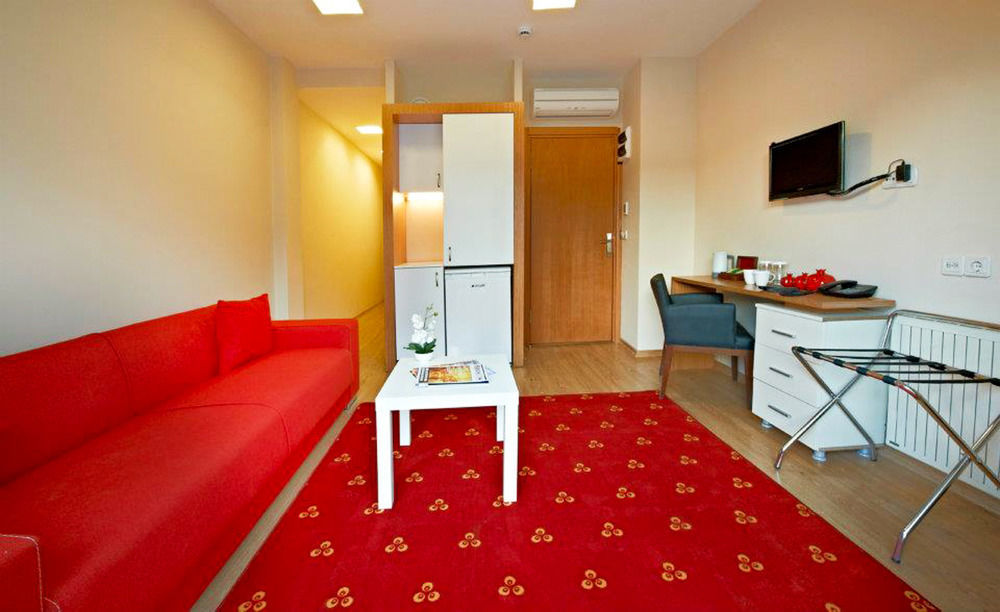 Otel Plussuite Taksim 3*