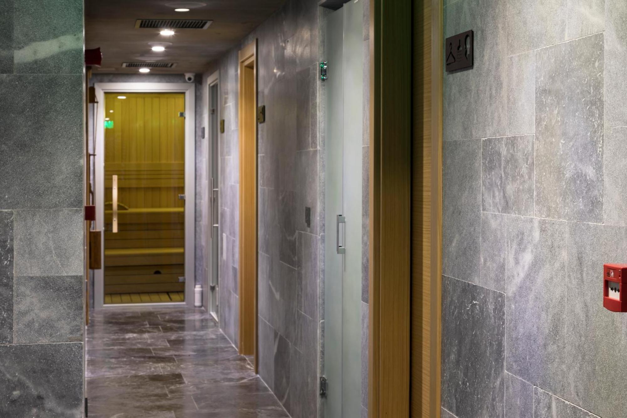 Endless Art Hotel-special Category