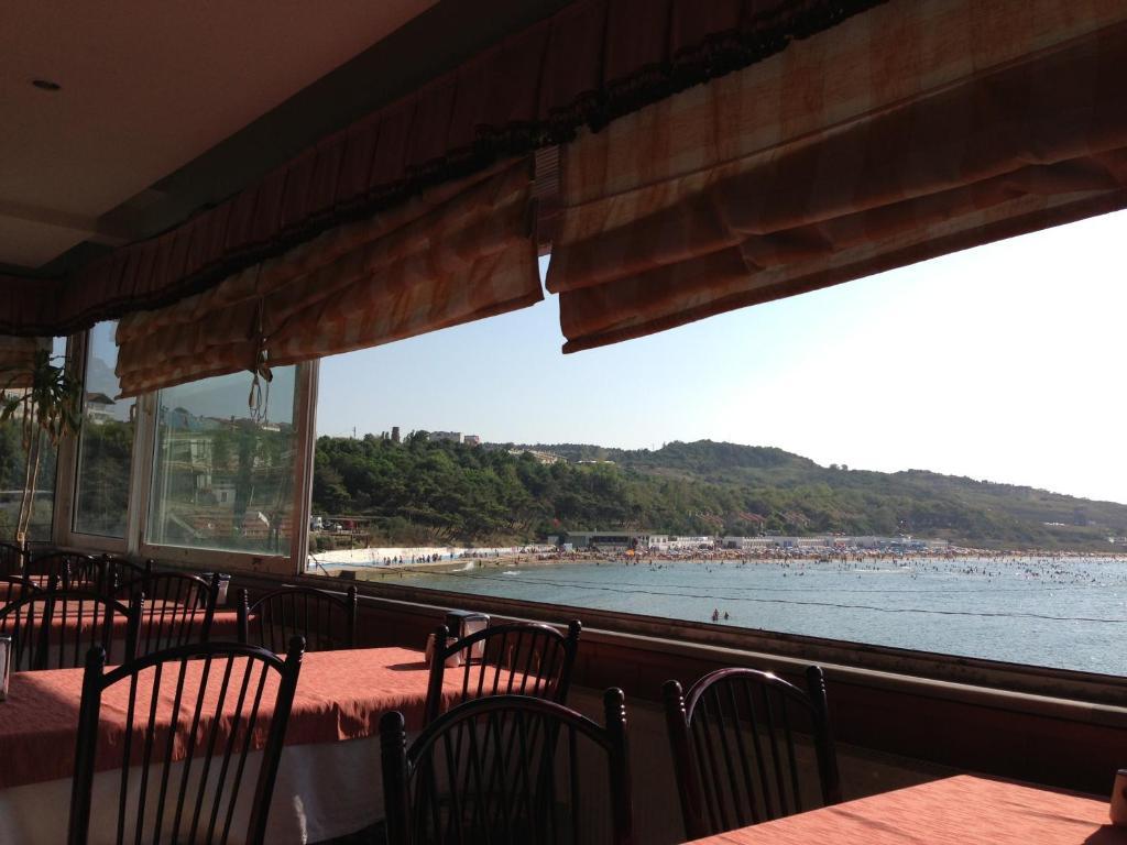 Yali Hotel 2*