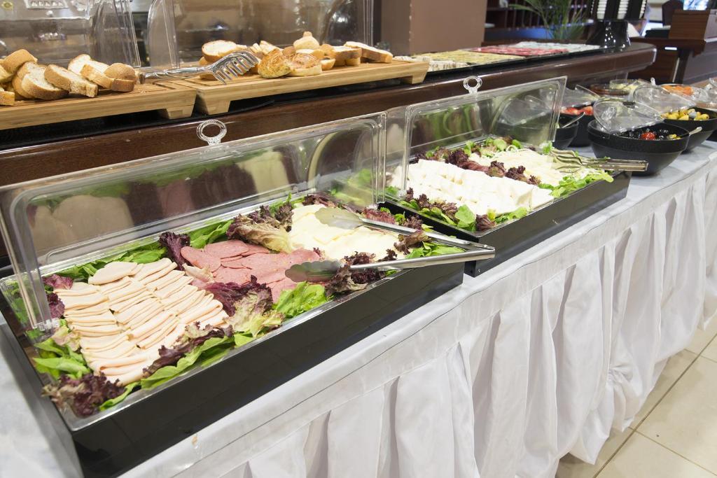 Cumbali 2*