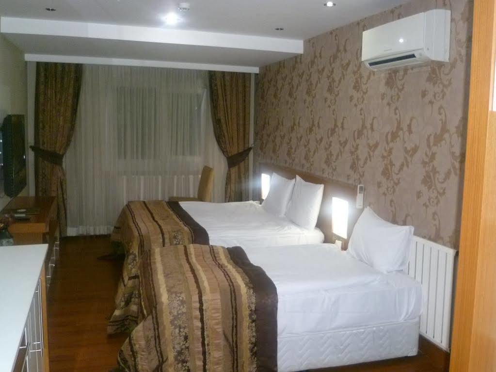 Bc Burhan Cacan & & Cafe 3* Istambul