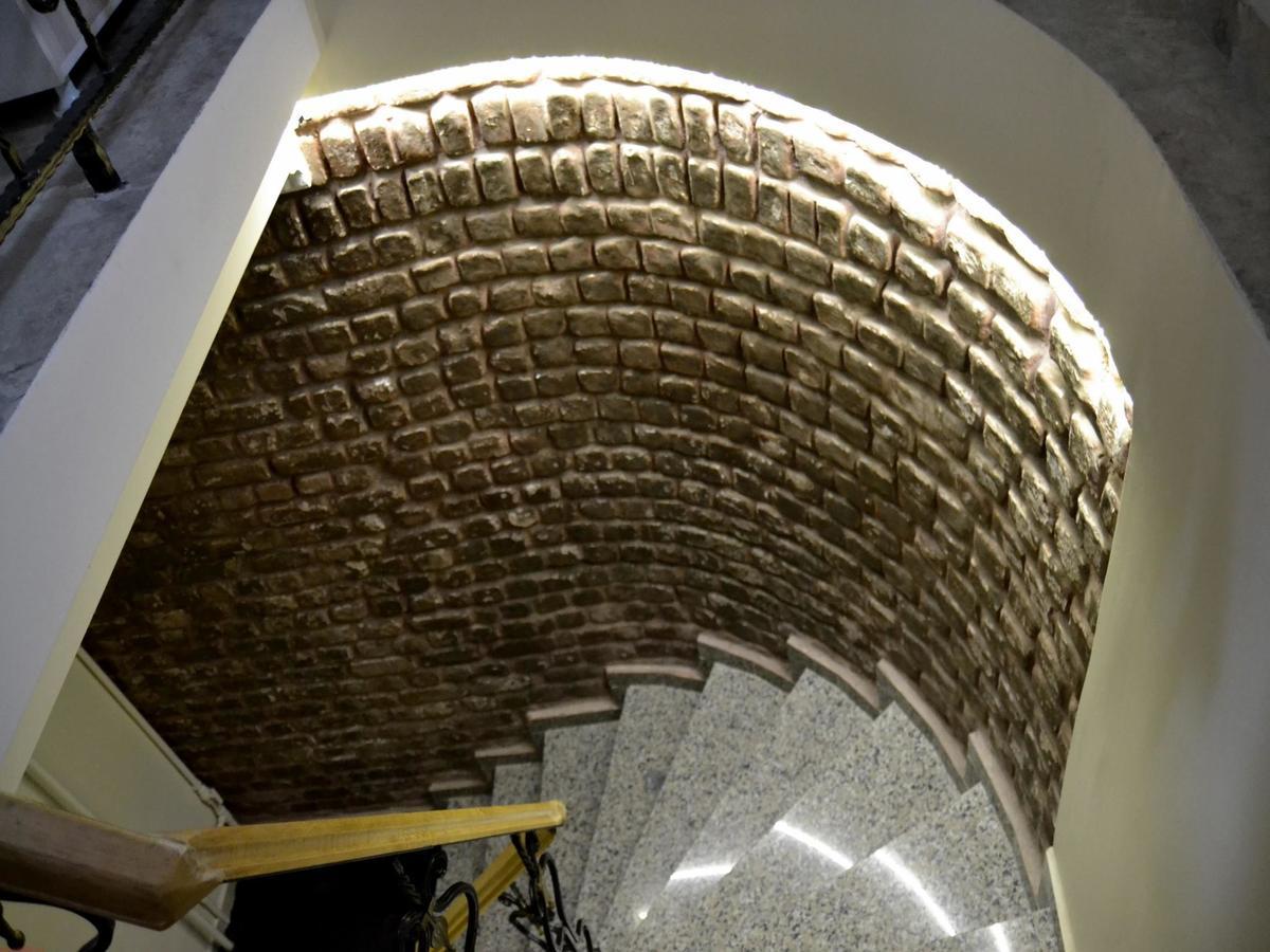 Stone Art Hotel
