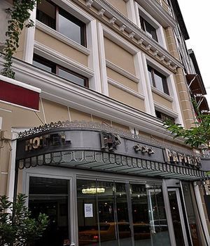 Grand Papirus Hotel