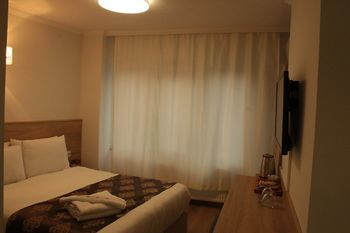The Bridge Hotel 4*