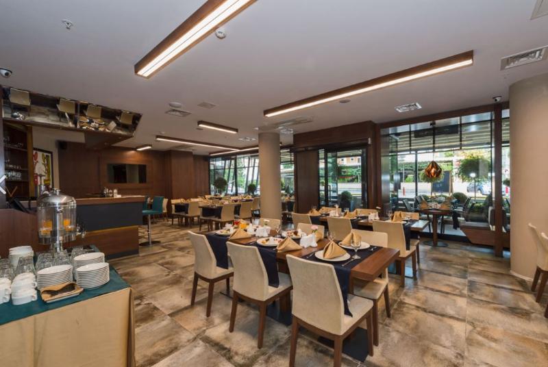 Hotel Boursier 1&spa 4*