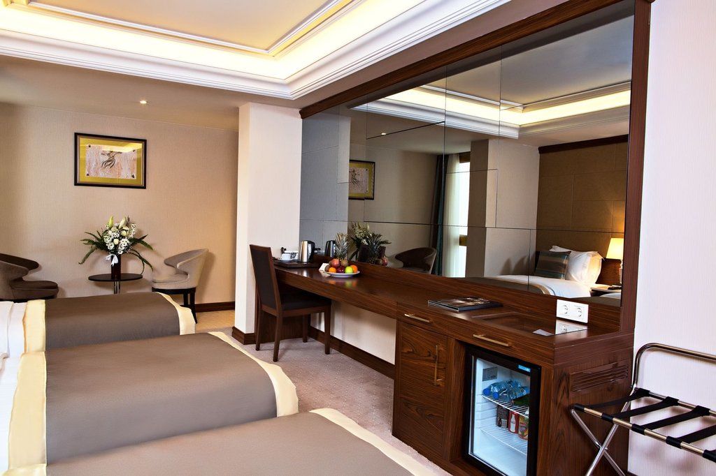 Hotel Eurostars Old 4*