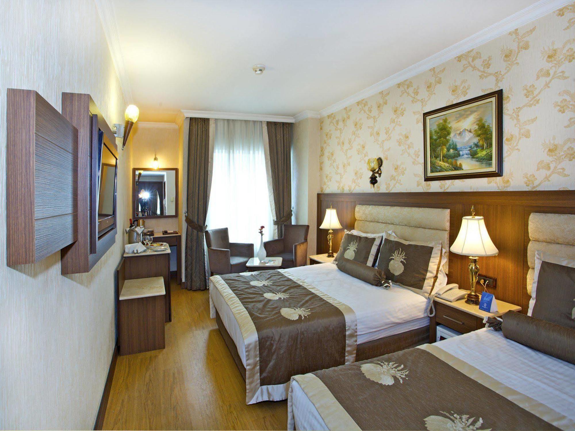 Grand Hilarium 4* Istanbul