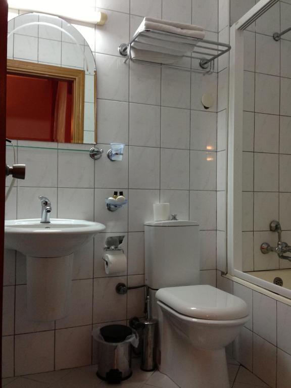 Yali Hotel 2*