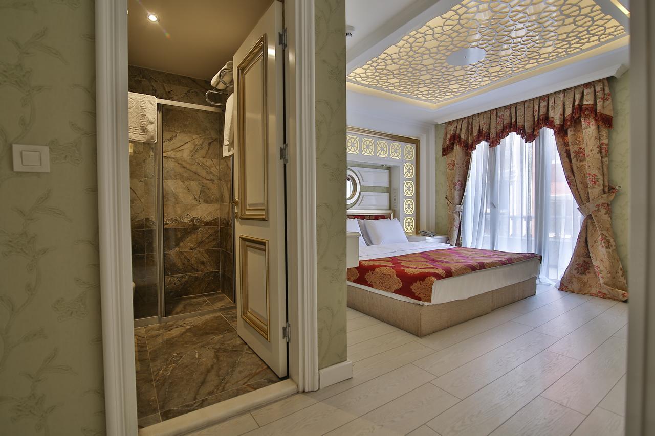 Otel Queens Land 2*