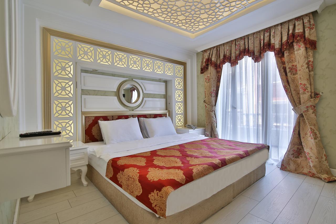 Queens Land Otel