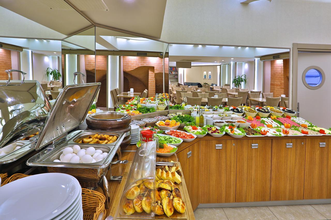 Hotel Resitpasa 3*