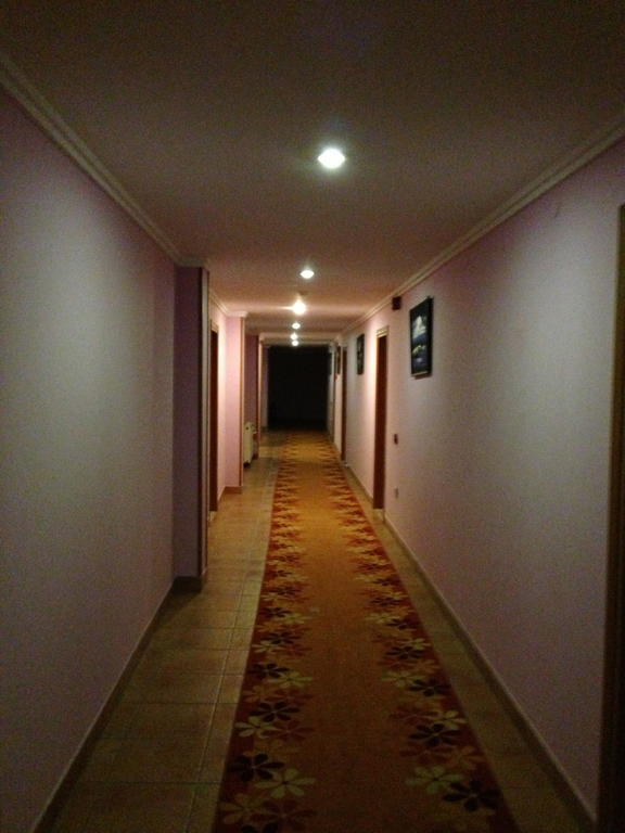 Yali Hotel