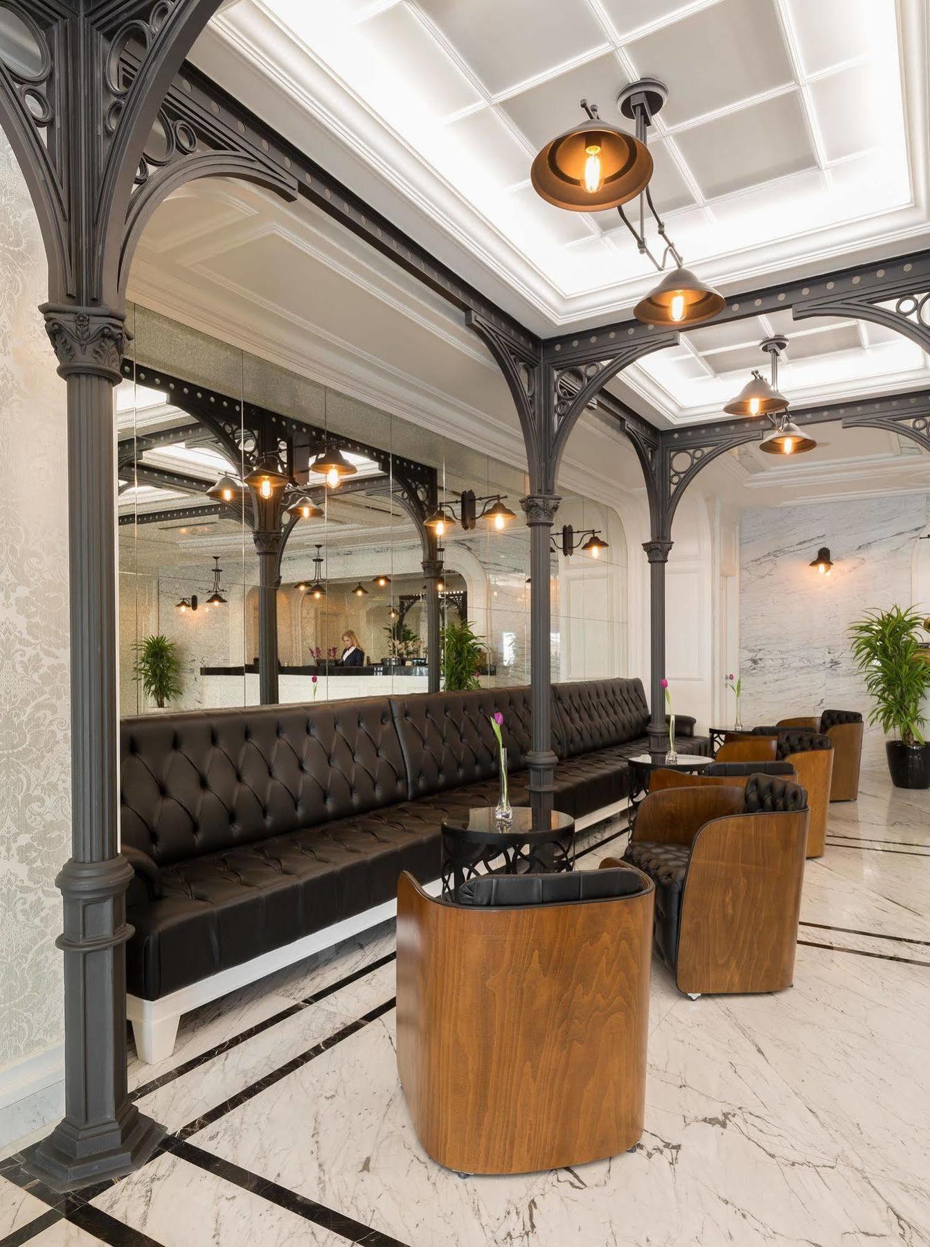 Metropolitan Taksim Hotel 4*
