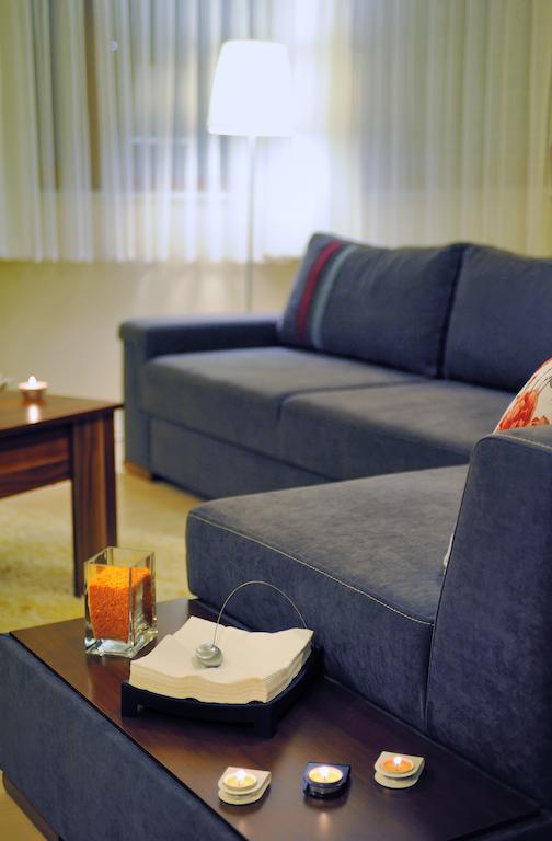 Aparthotel Point 2*