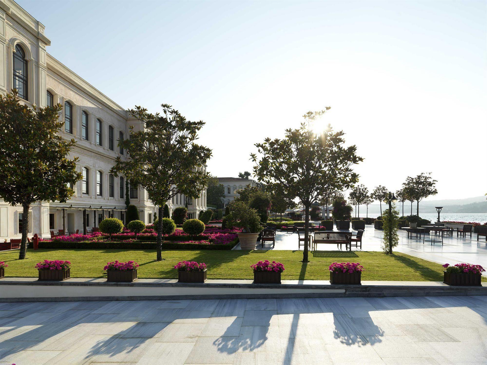 Four Seasons At The Bosphorus Hotel 5*