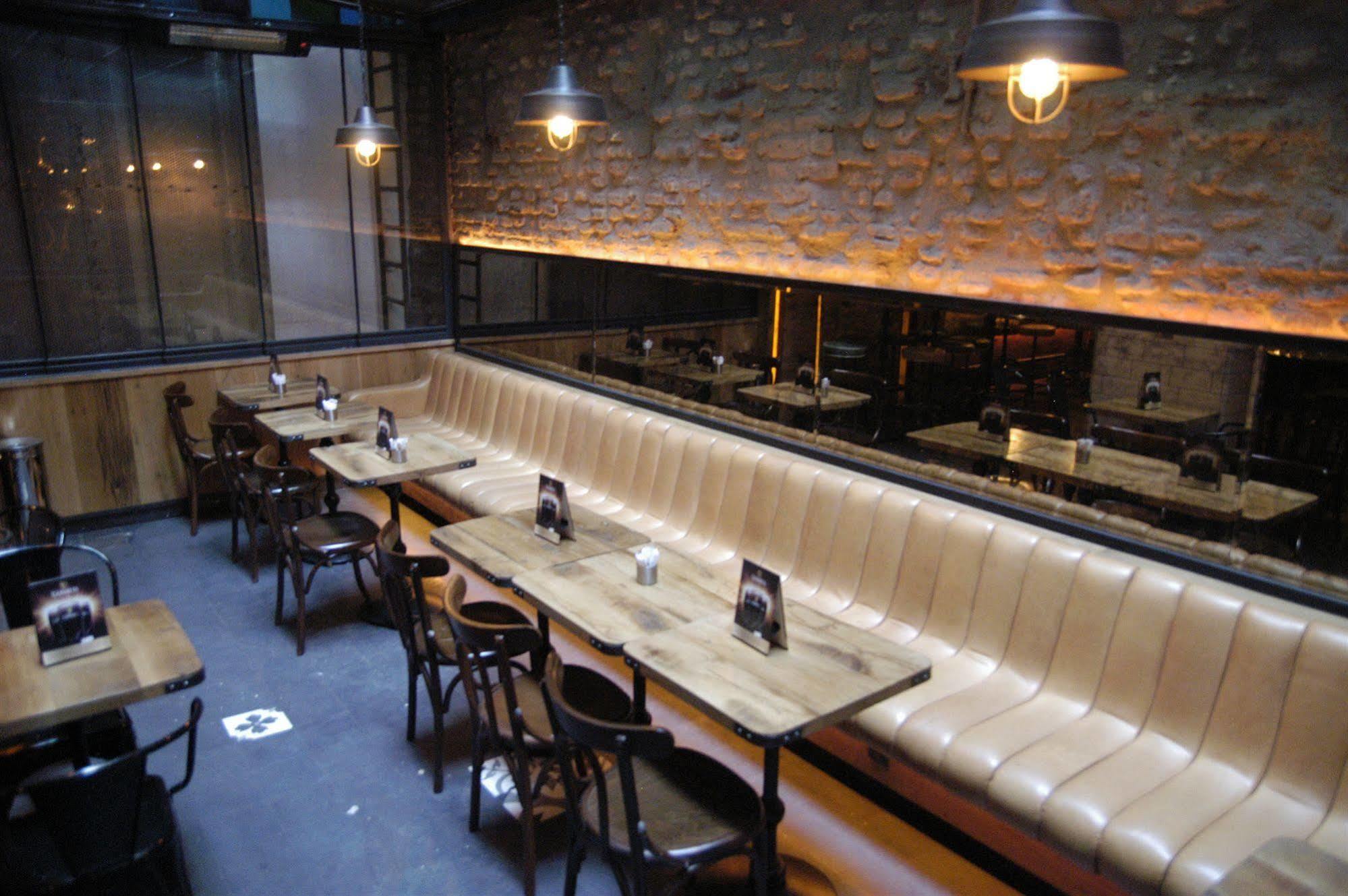 West Pera Hotel 3*