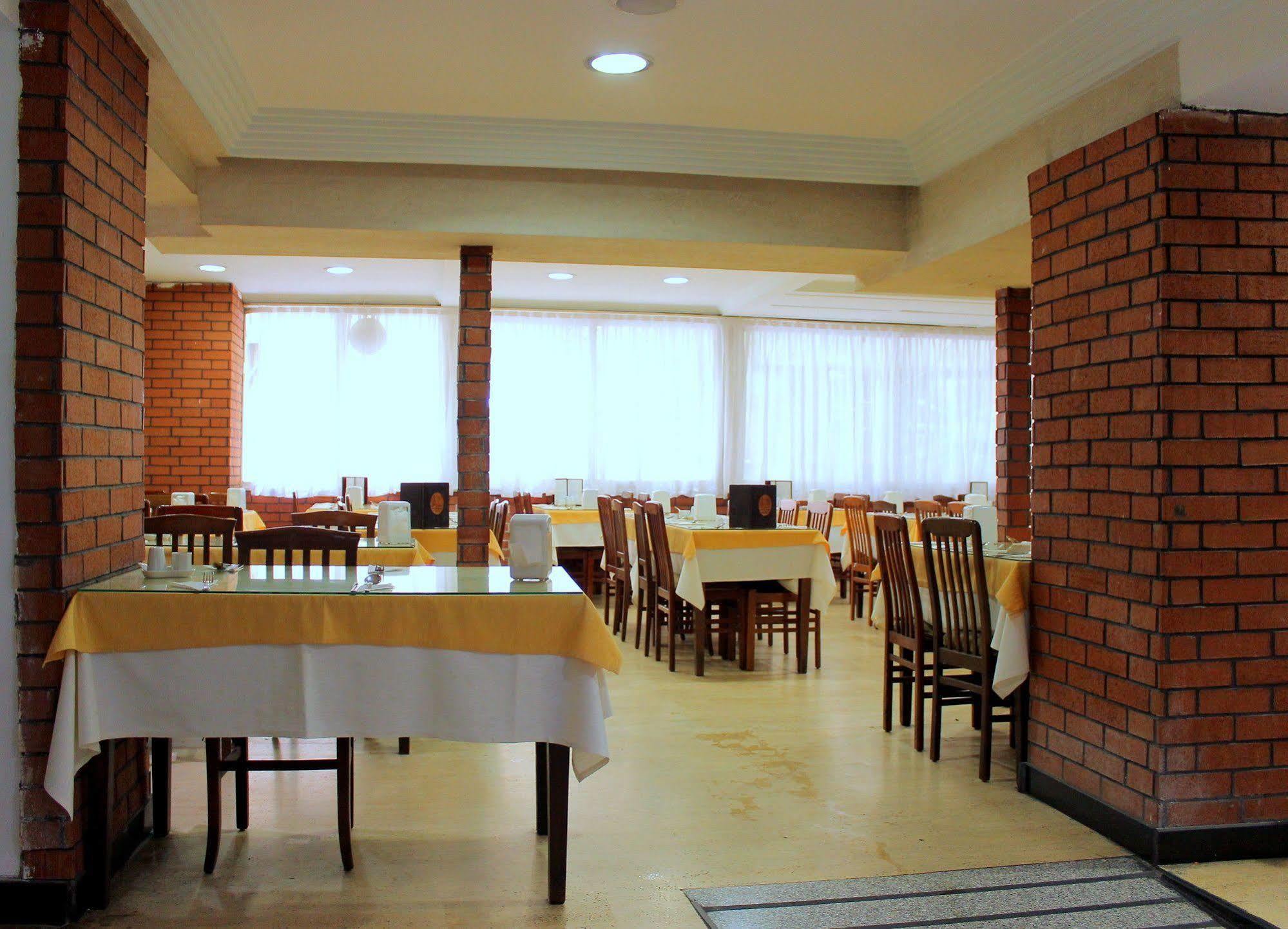 Otel Buyuk Paris 3*