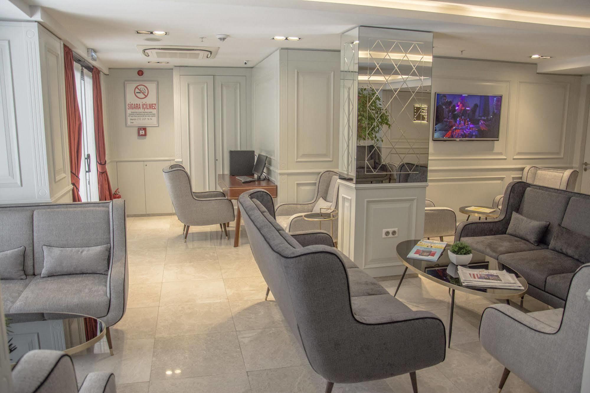 Renata Boutique Sisli 4*