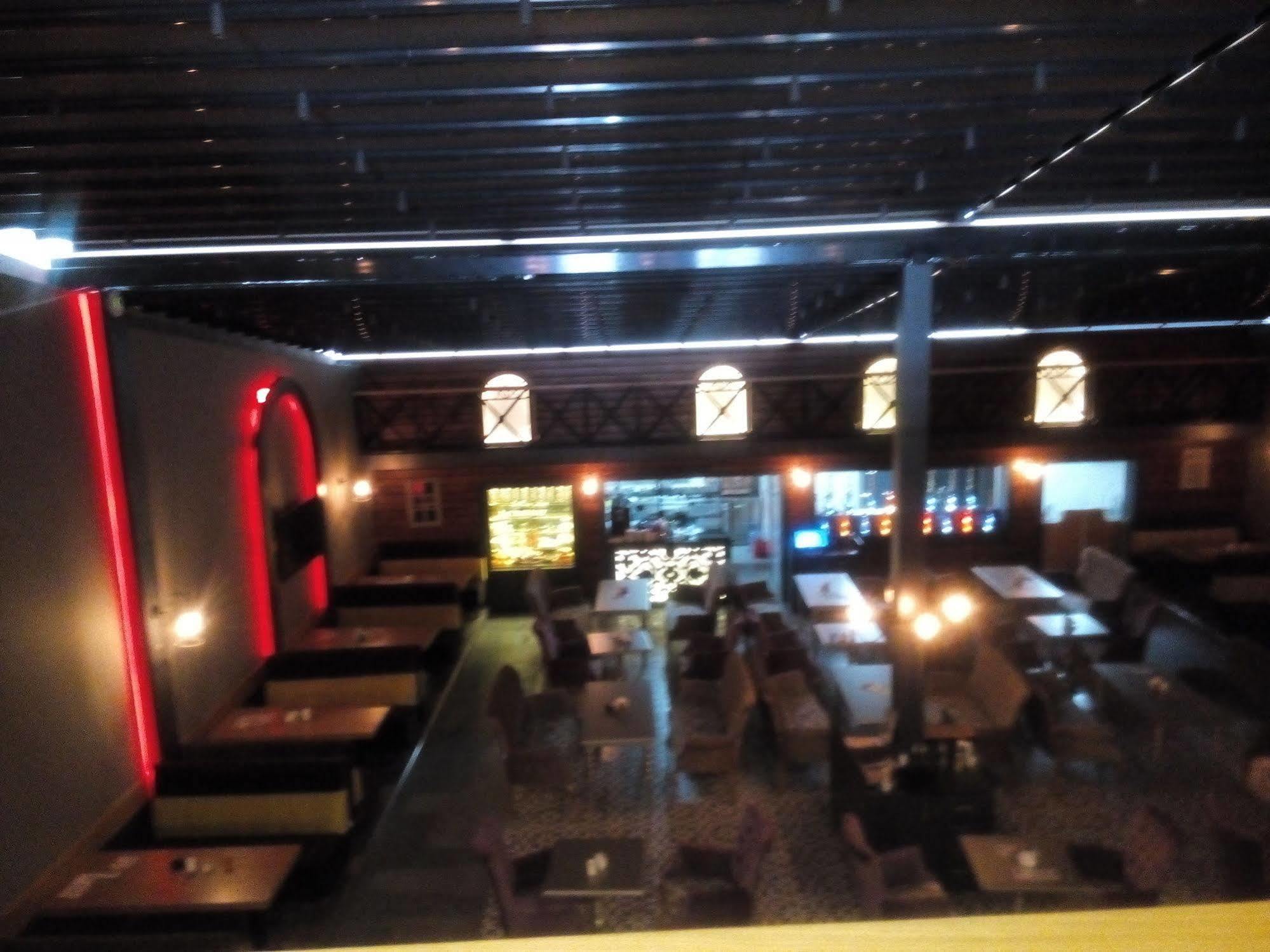 Bern Hotel 3*