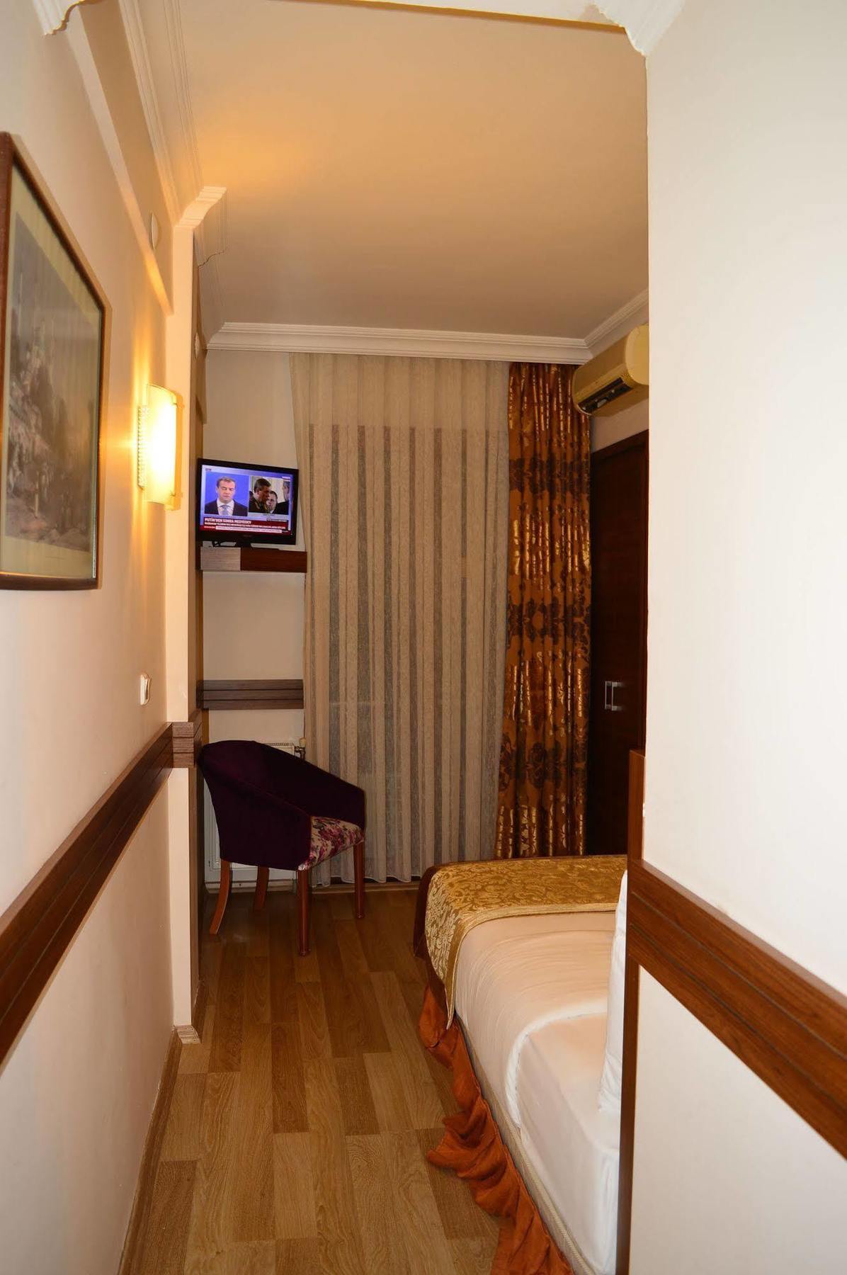 Hotel Bern 3*