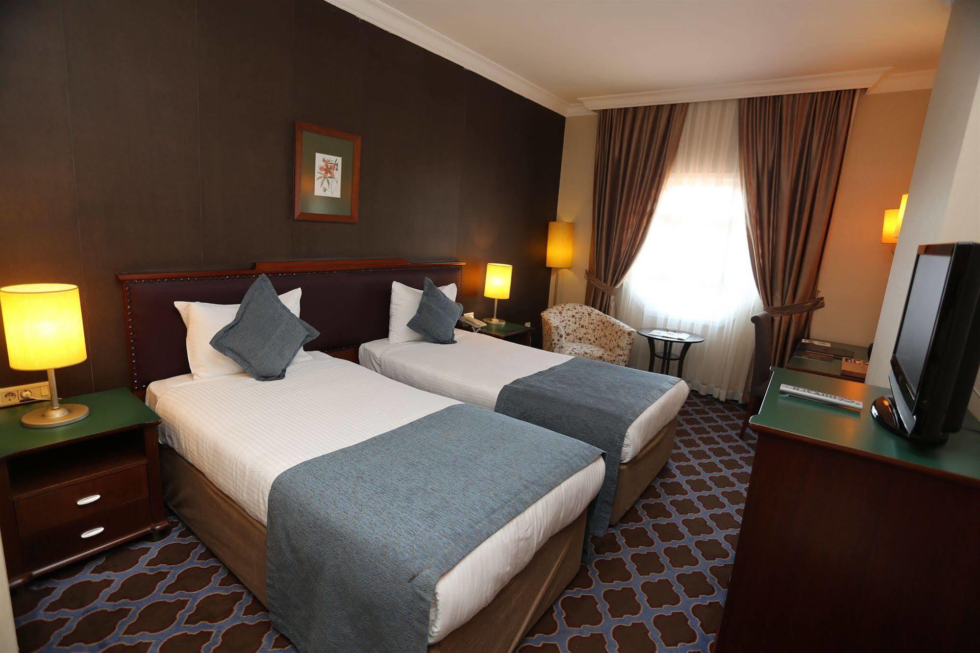The Park Merter 5*