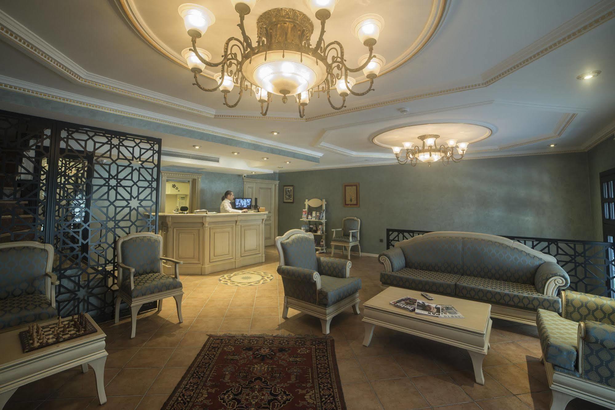 Otel Sarnic Premier