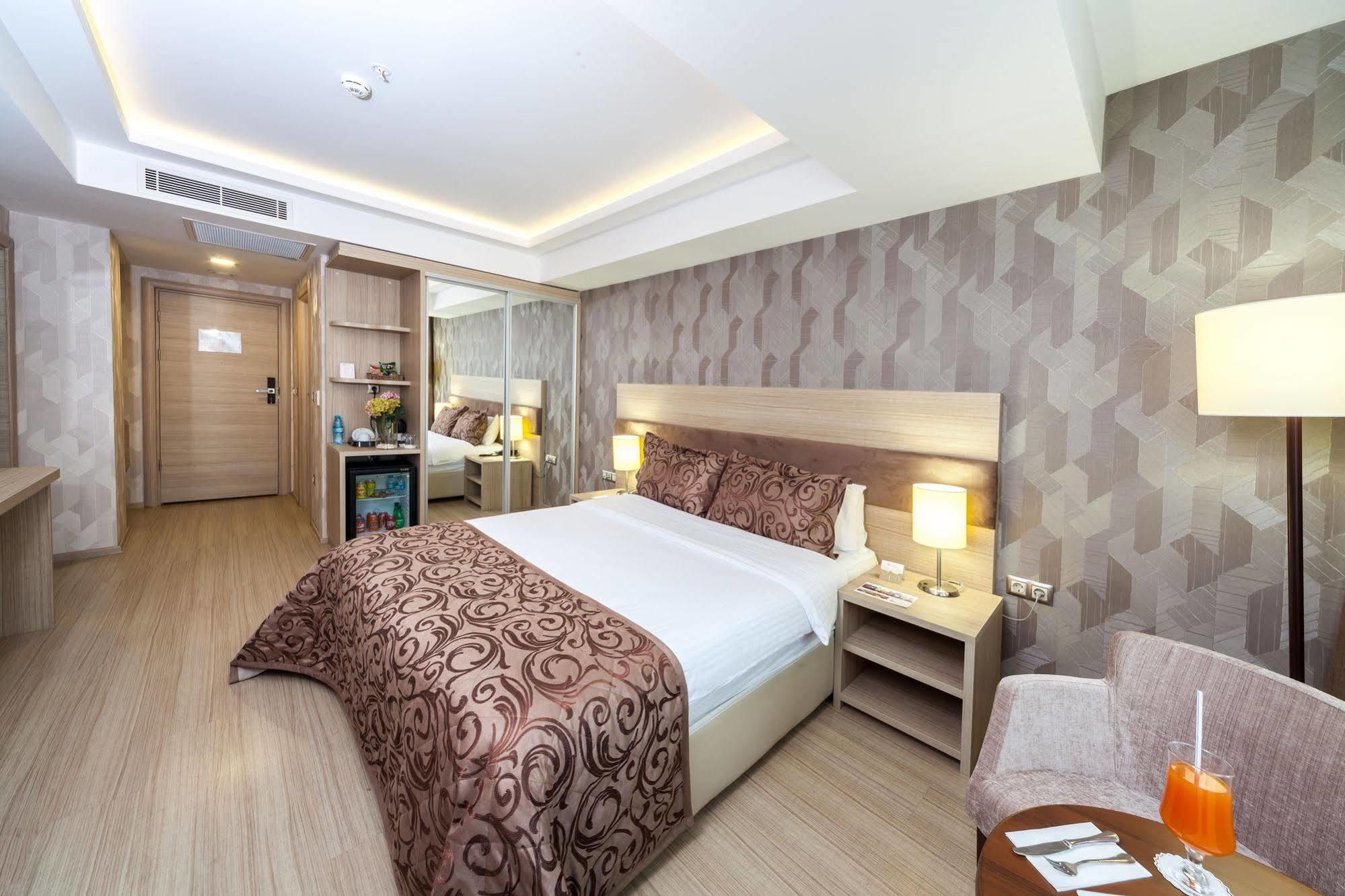 Golden Way Giyimkent 4* Istanbul
