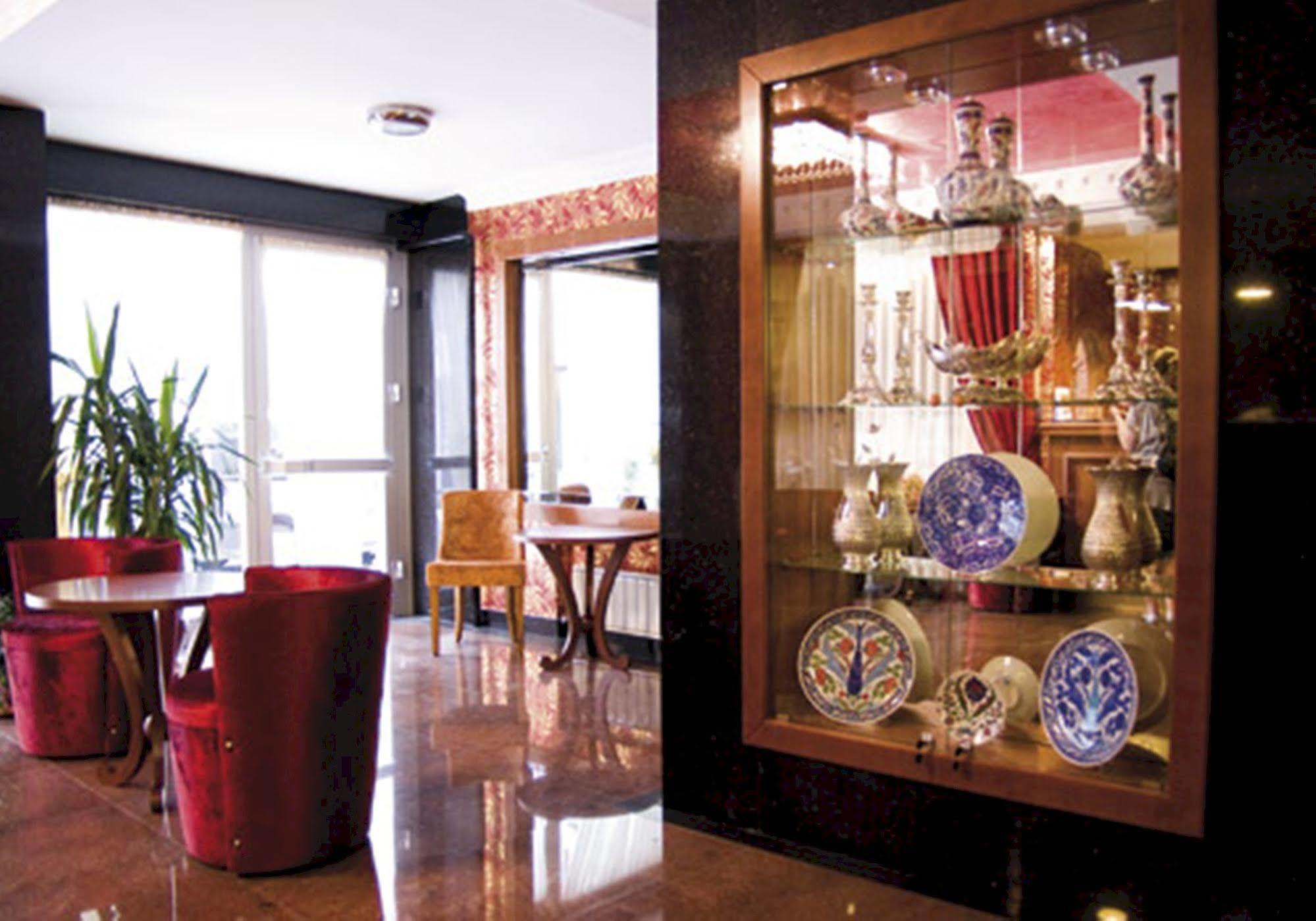 Linda Hotel 2*