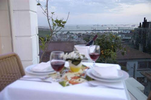 Sembol Hotel 3*