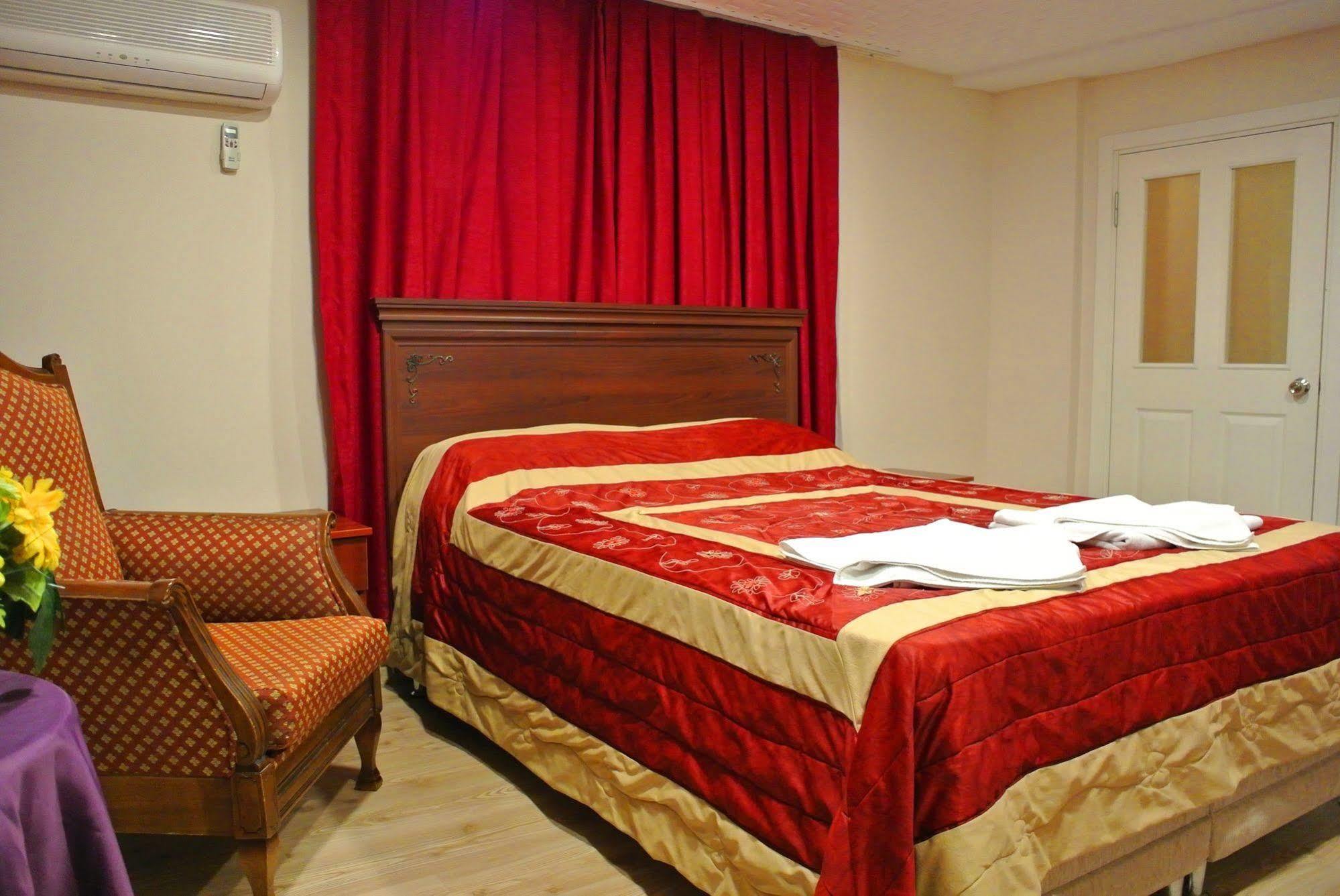 Emirhan Hotel, Sultanahmet 3* İstanbul
