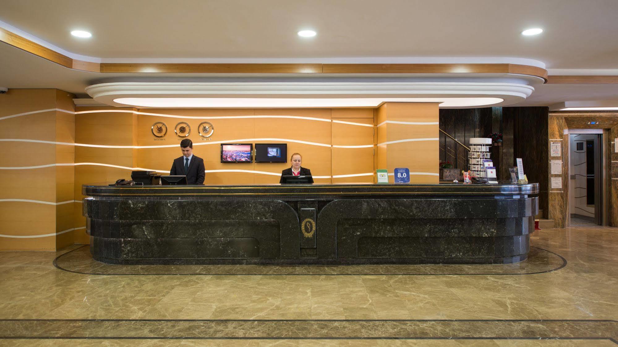 Hotel Prestige Old 3*