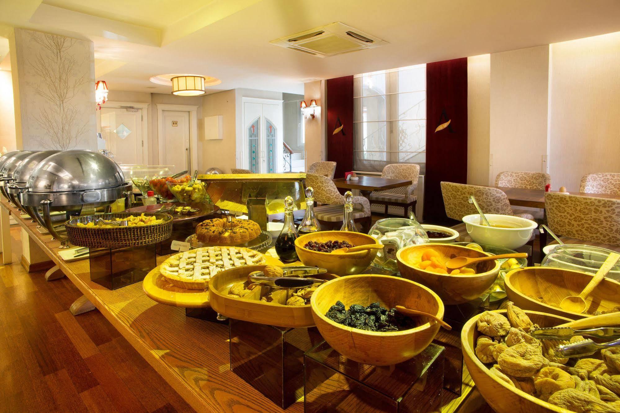 Hotel Amira