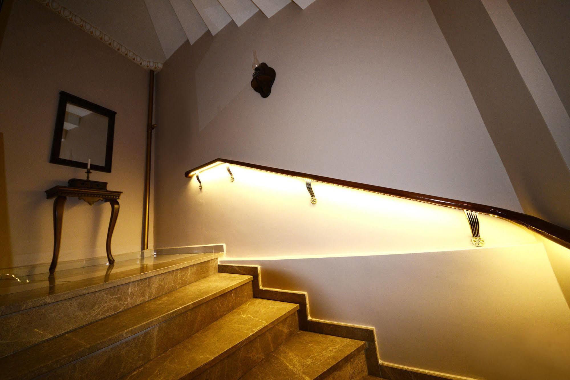 Grand Umit Hotel 2*
