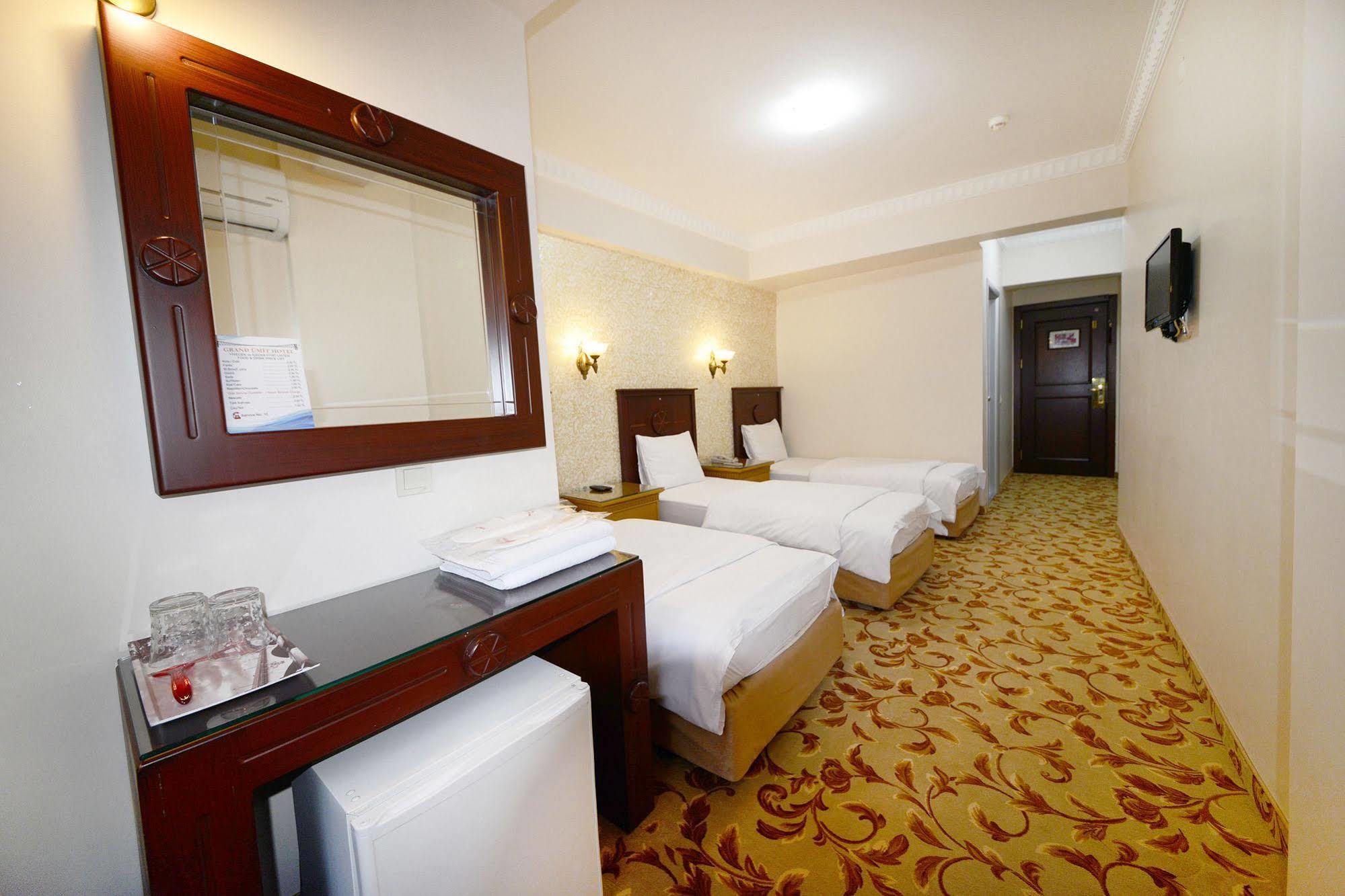 Grand Umit Hotel 2*