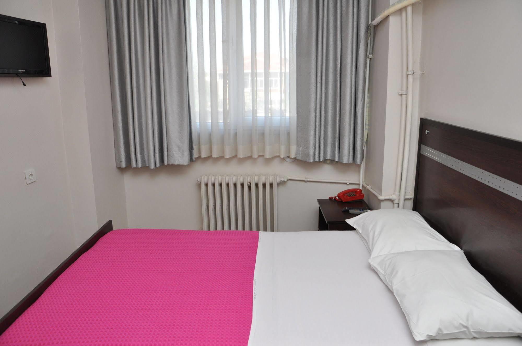 Topkapi Oezyavuz Hotel 3*