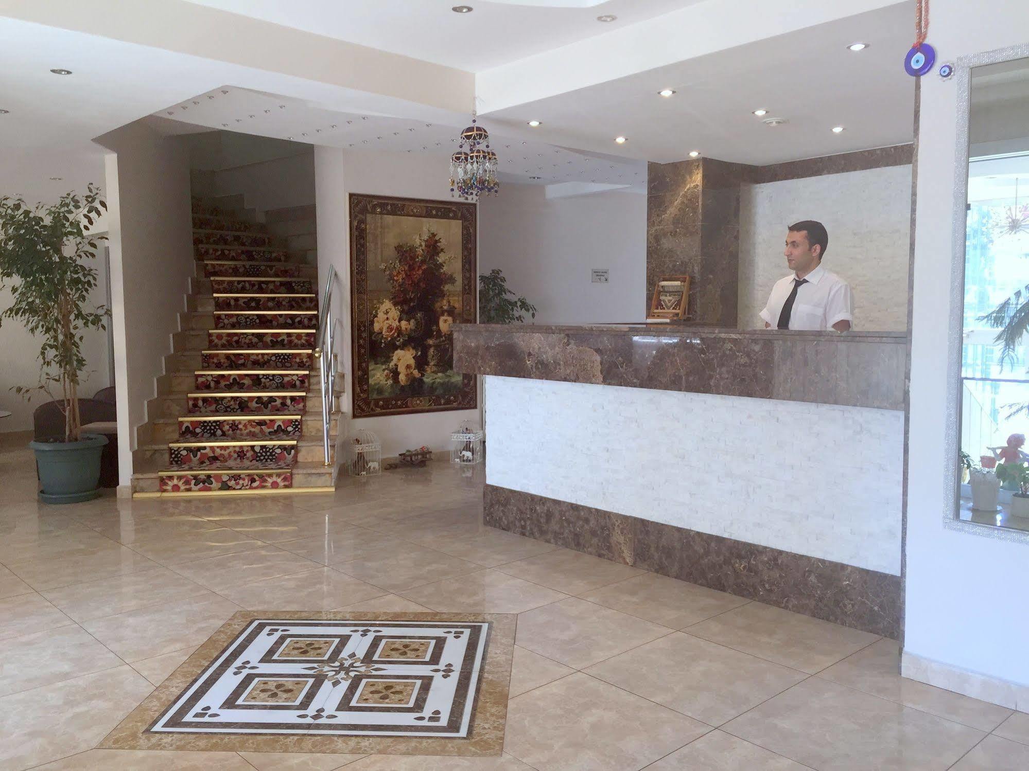 Topkapi Oezyavuz Hotel Istambul